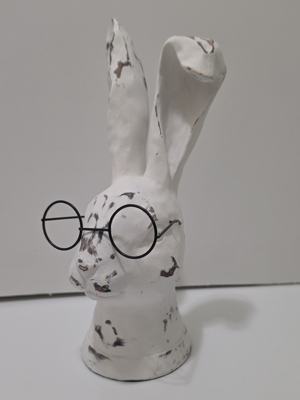 NWT Rabbit With Metal Frame Glasses Table Top Decor